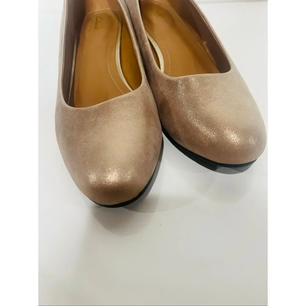 Clarks Artisan Gold Metallic Leather Wedge Shoes Sz 9.5 Excellent Condition